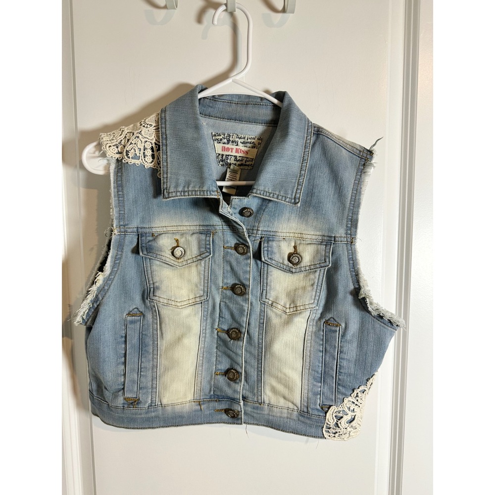 Hot Kiss Women's Denim Vest with Lace Trim, Sleeveless‎ Light Wash
